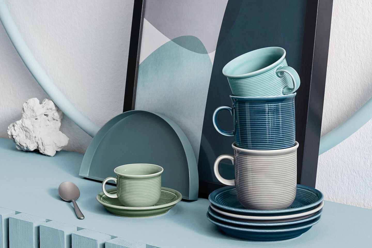 Thomas Trend Colour Ice Blue Thomas Trend Colour Tassen aufeinander gestapelt