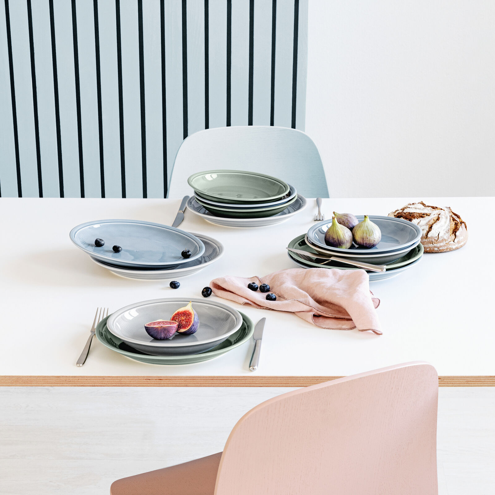 Service de table 12 pièces image number null