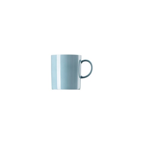 Mug with handle