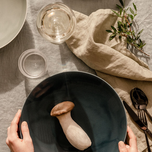 Plate 28 cm image number 3