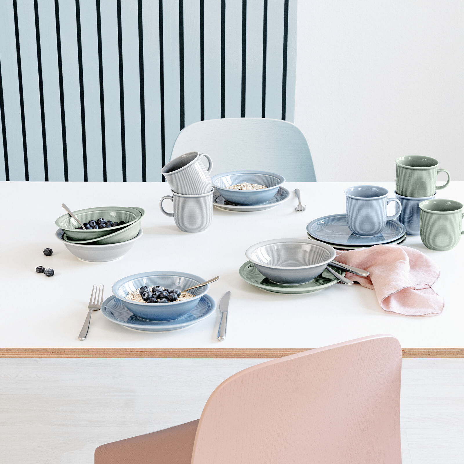 Breakfast set 18 pcs. image number null