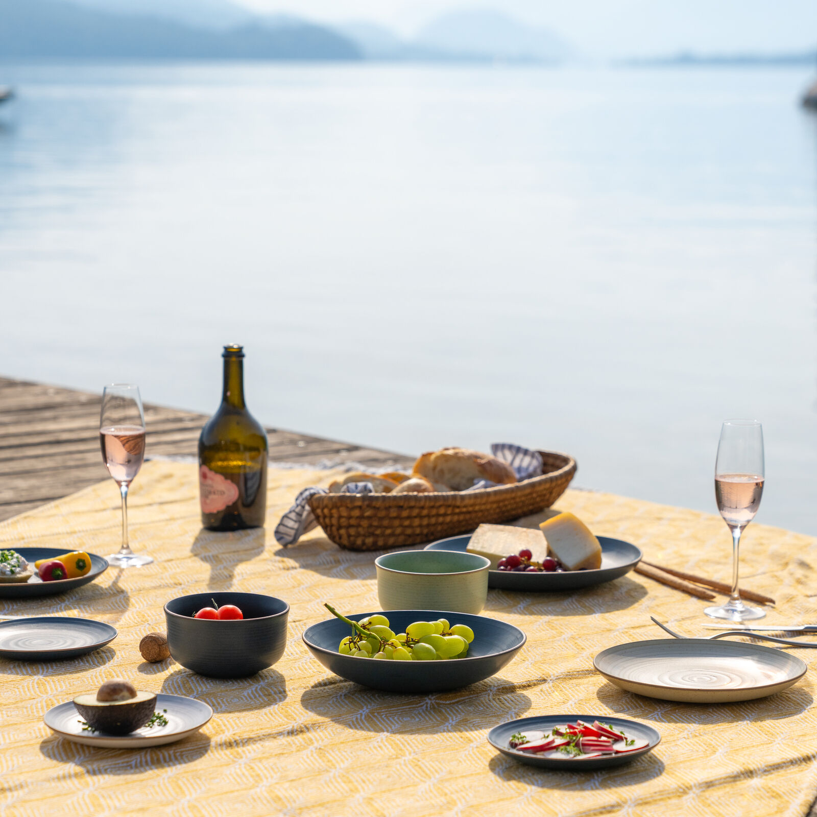 Piatto fondo 28 cm image number null