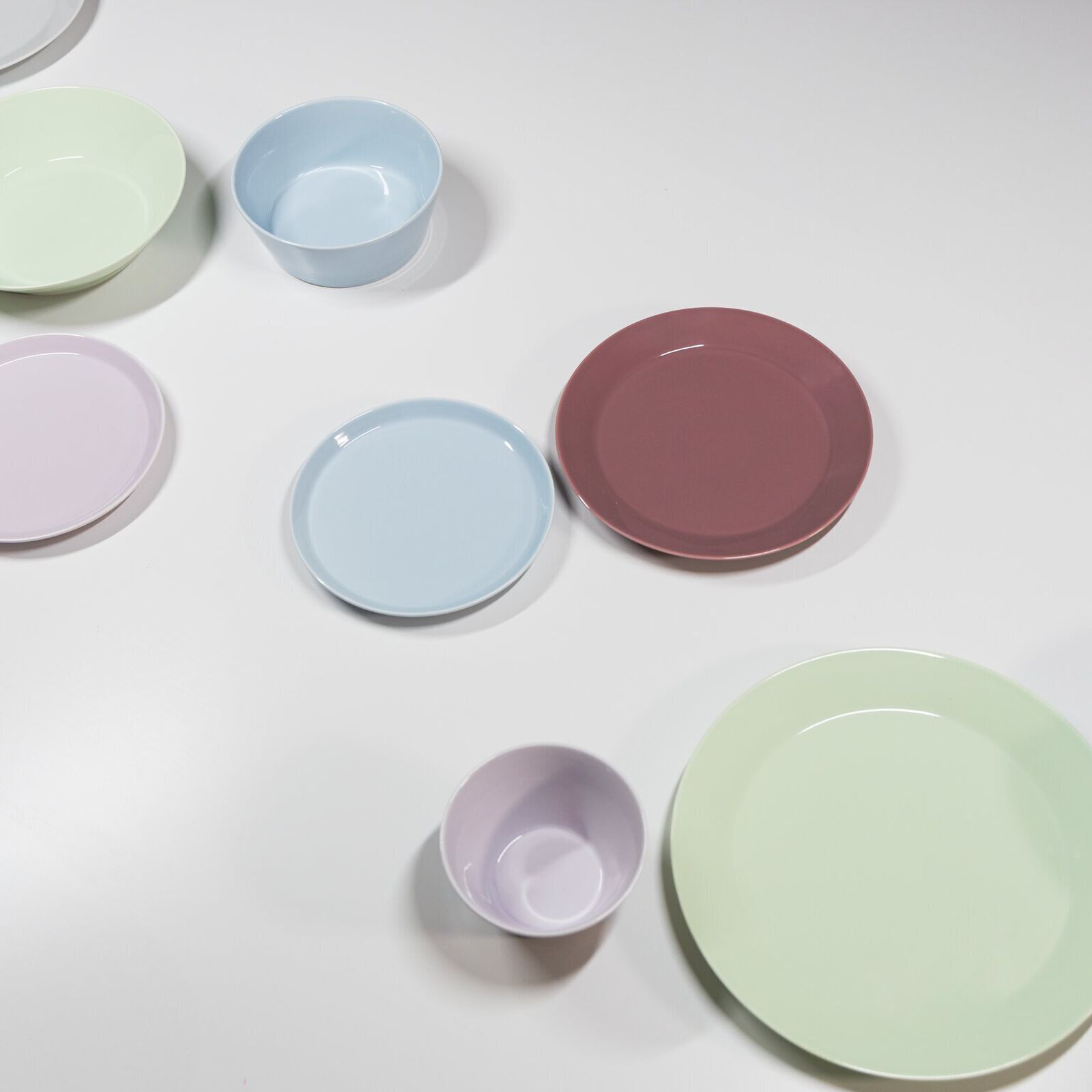 Assiette avec aile 27 cm image number null