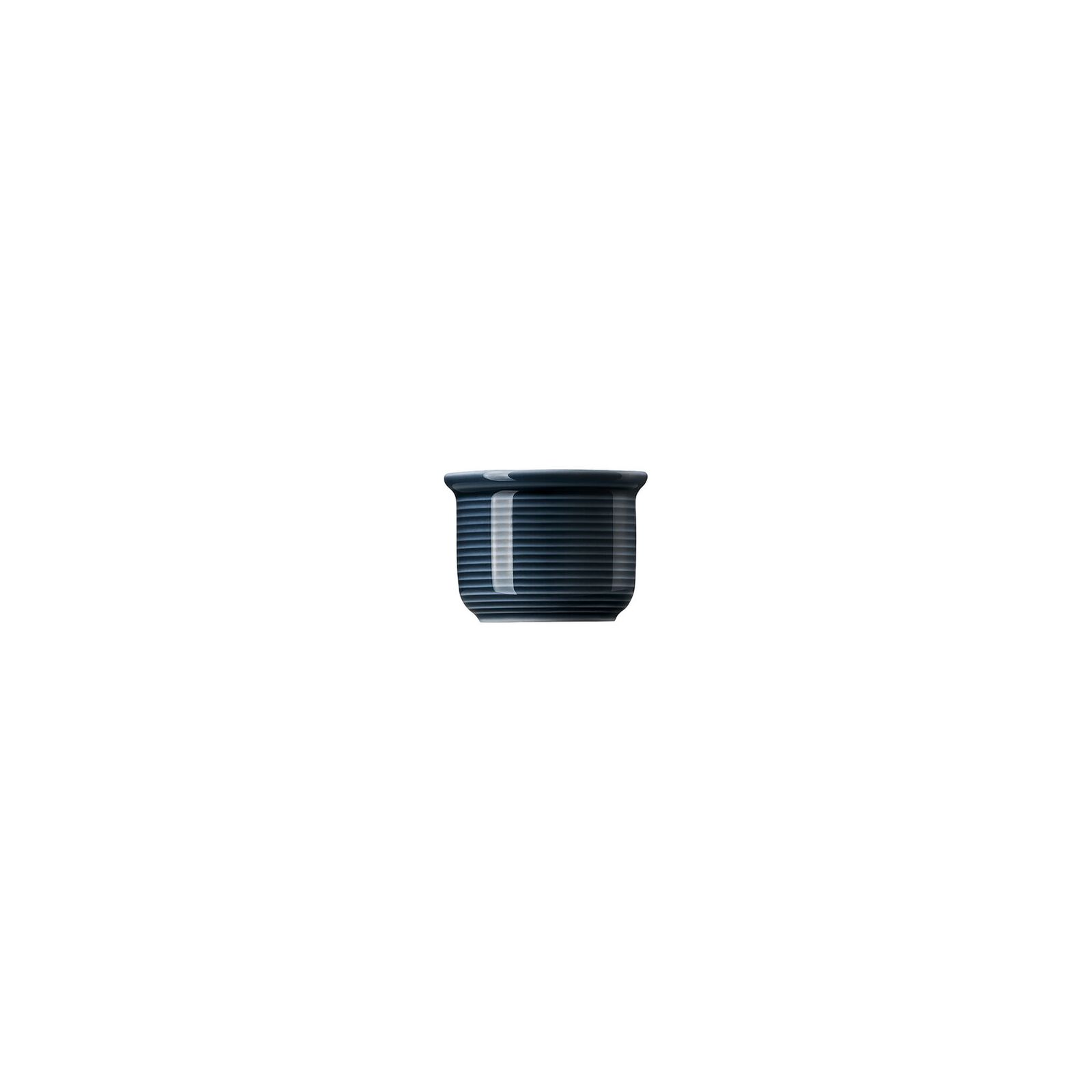 Egg cup image number null